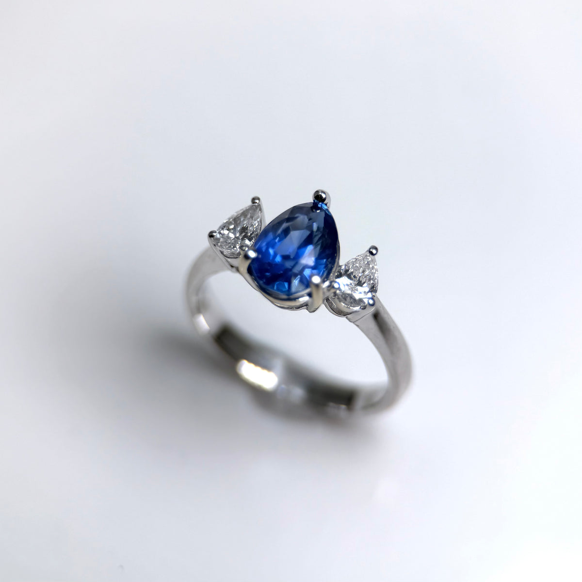 L'Heure Bleue
